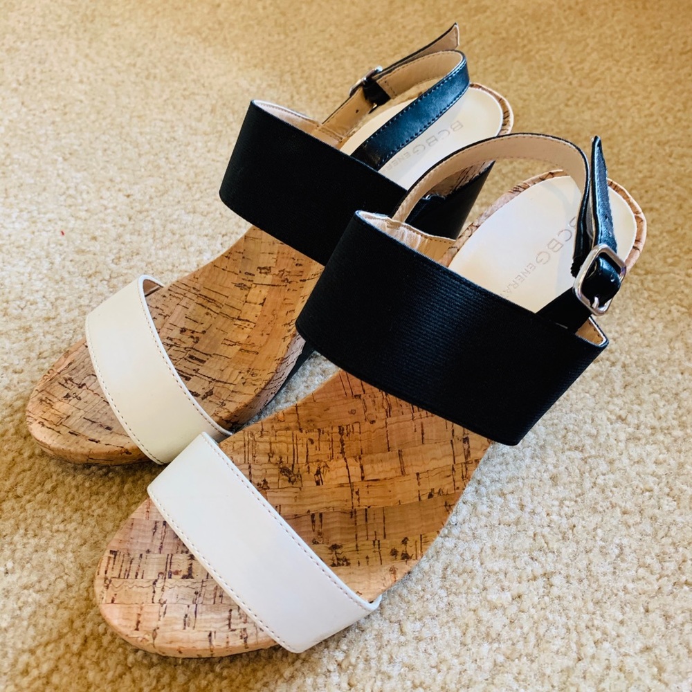 BCBGeneration wedges; Size 8!